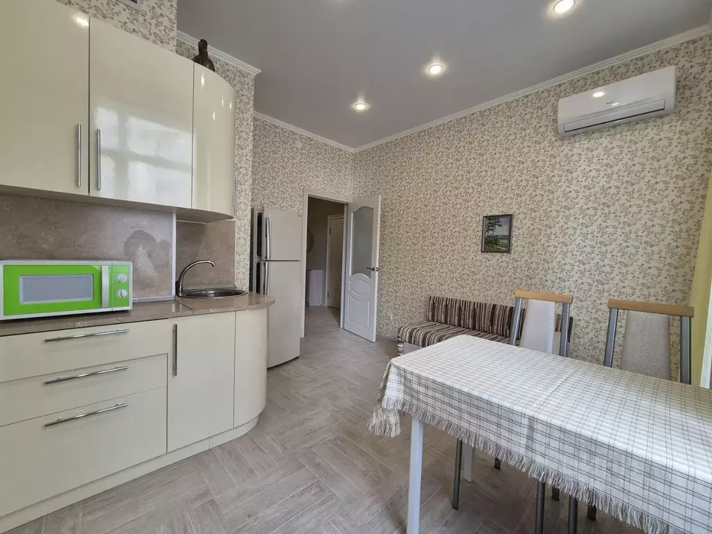 1-к кв. Краснодарский край, Геленджик Крымская ул., 19к4 (46.0 м) - Фото 2