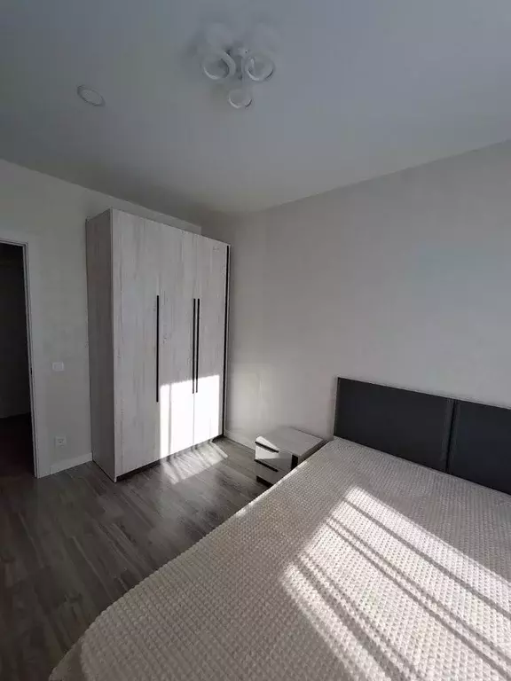 2-к кв. Крым, Симферополь просп. Александра Суворова, 101 (58.0 м) - Фото 2