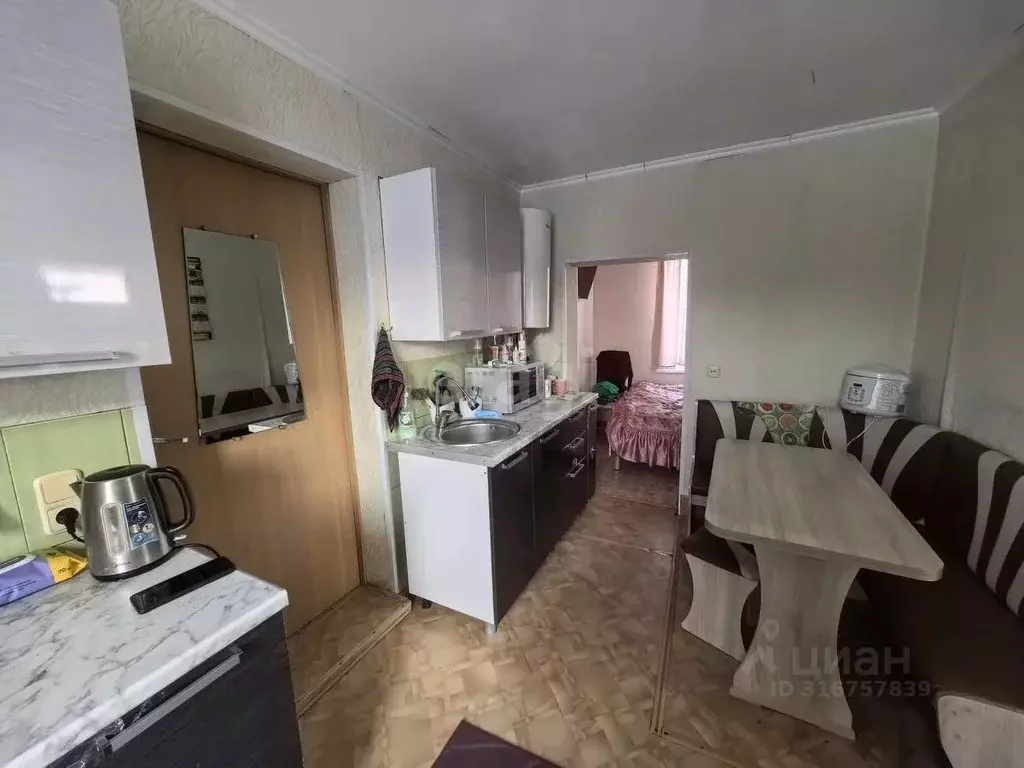 Дом в Кемеровская область, Кемерово проезд 11-й Линейный (50 м) - Фото 1