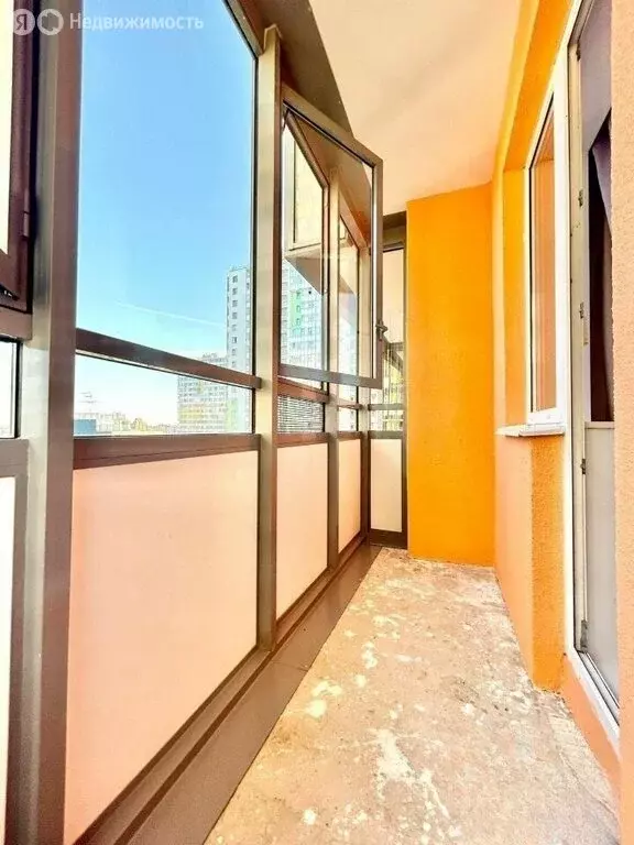 3-комнатная квартира: Санкт-Петербург, проспект Королёва, 59к5 (70 м) - Фото 0