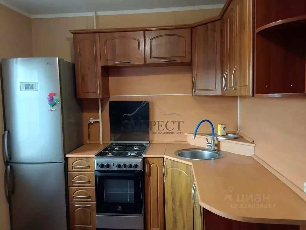 1-к кв. Белгородская область, Старый Оскол ул. Хмелева, 8 (37.0 м) - Фото 1