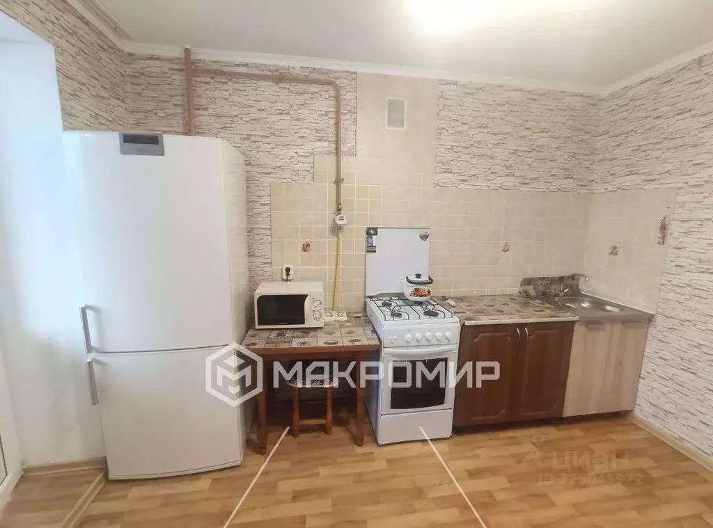 1-к кв. Брянская область, Брянск ул. Красный Маяк, 102 (43.0 м) - Фото 1