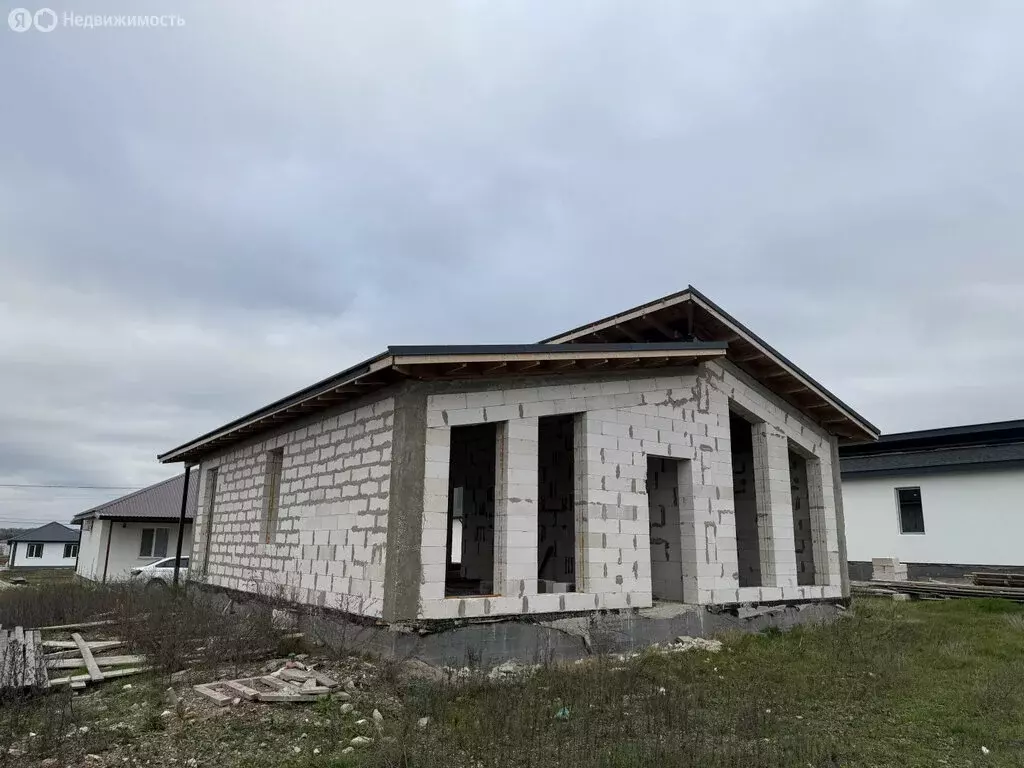 Дом в Симферопольский район, село Урожайное (113 м) - Фото 2