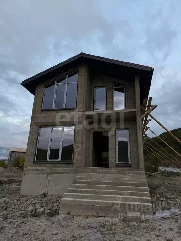 Дом в Краснодарский край, Новороссийск Звездный мкр, ул. 1-я ... - Фото 1