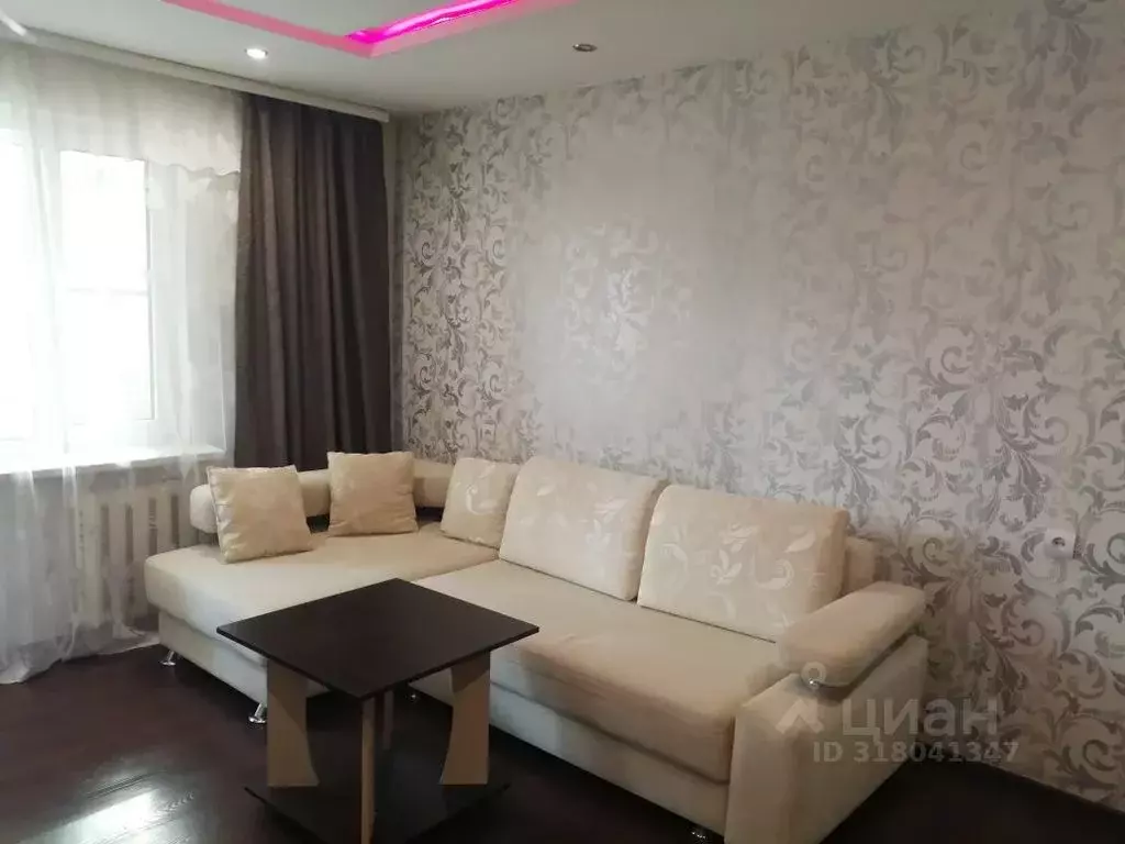 2-к кв. Коми, Усинск Парковая ул., 13А (49.0 м) - Фото 0
