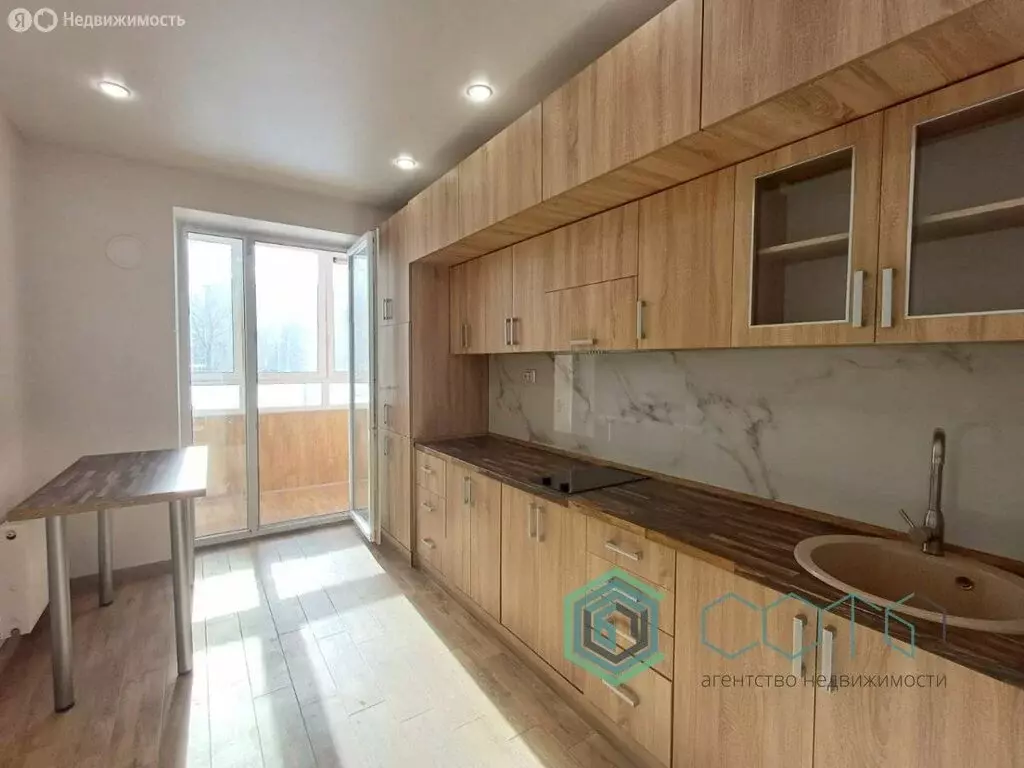 1-комнатная квартира: Калининград, улица Еловая Аллея, 5Ак2 (37 м) - Фото 1