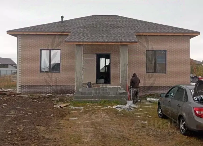 Дом в Белгородская область, Белгородский район, Беловское с/пос, с. ... - Фото 1