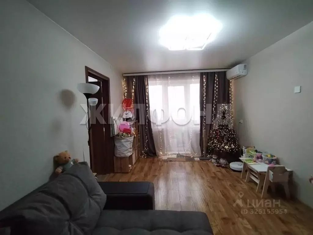 2-к кв. Новосибирская область, Новосибирск ул. Есенина, 65 (46.0 м) - Фото 1