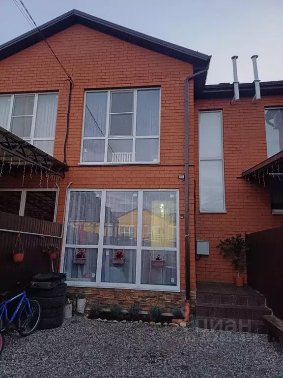 Таунхаус в Ставропольский край, Михайловск Шпаковский район, Адмирал ... - Фото 2