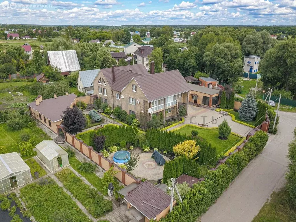 Дом в Большая Кузьминка, улица Франценюка, 15 (341.5 м) - Фото 1