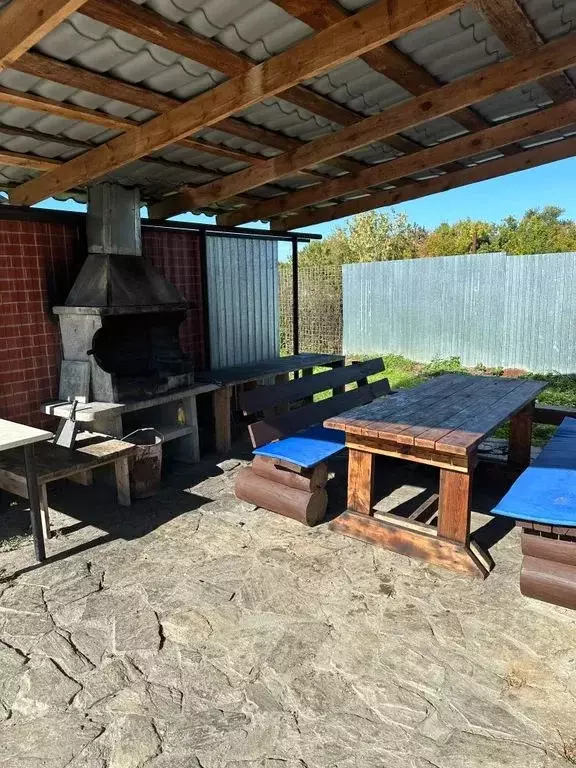 Дом в Челябинская область, Еткульский муниципальный округ, с. ... - Фото 2