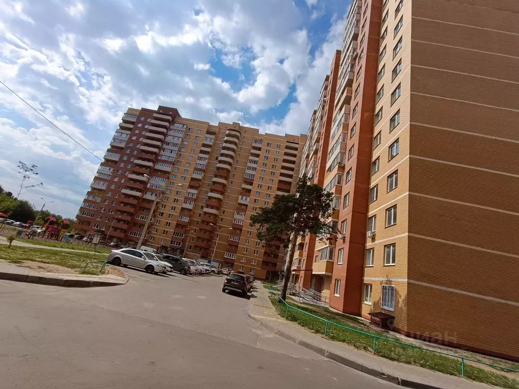 2-к кв. Московская область, Дмитров Имени В.Н. Махалина мкр, 33 (62.0 ... - Фото 1