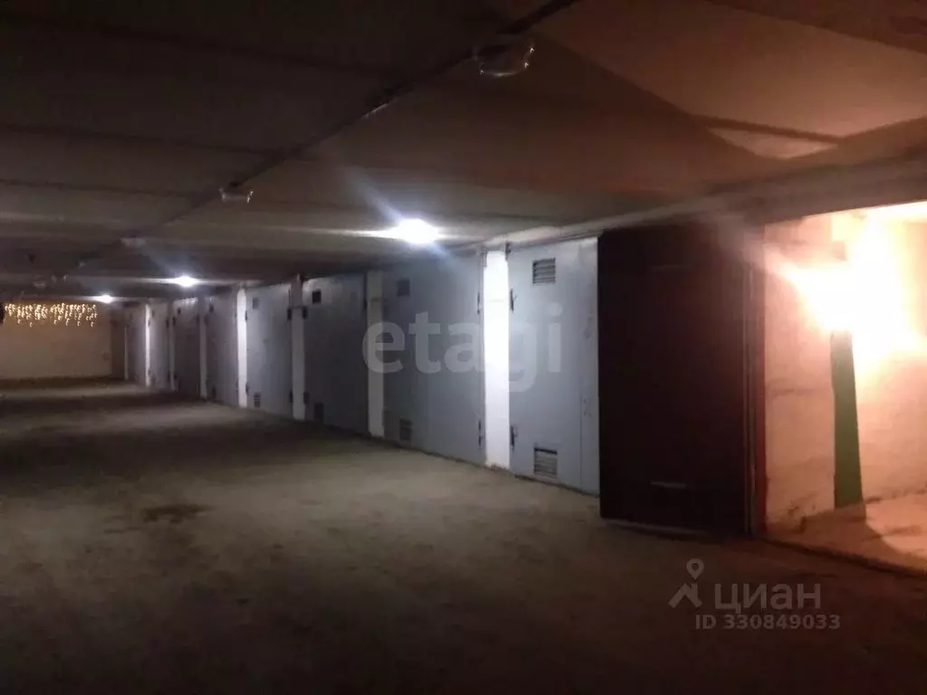 Гараж в Свердловская область, Екатеринбург ул. Маяковского, 14 (17 м) - Фото 2
