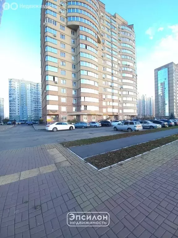 2-комнатная квартира: Курск, проспект Анатолия Дериглазова, 31 (73.8 ... - Фото 1