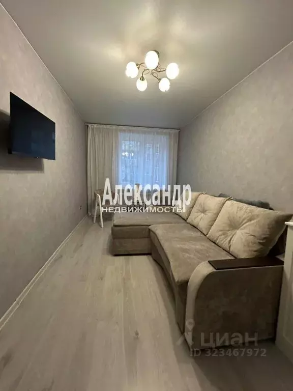 2-к кв. Ленинградская область, Приозерск ул. Ленина, 28 (45.9 м) - Фото 0