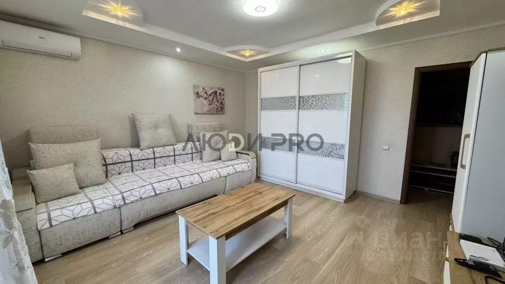 1-к кв. Алтайский край, Барнаул Балтийская ул., 1 (41.0 м) - Фото 1