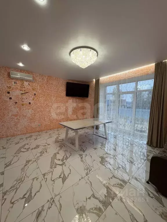 Дом в Брянская область, Жуковка ул. Чапаева (140 м) - Фото 2