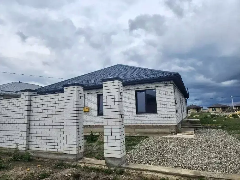 Коттедж в Ставропольский край, Михайловск Шпаковский район, ул. ... - Фото 1