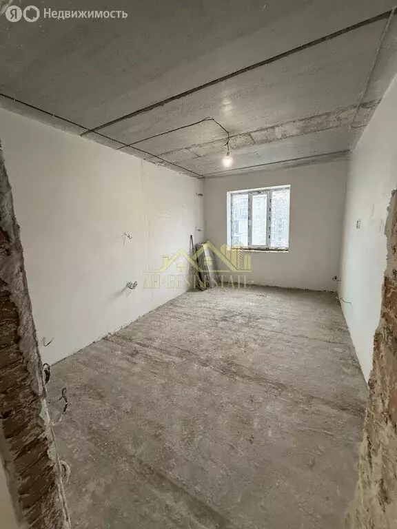 1-комнатная квартира: Владикавказ, улица Курсантов-Кировцев, 4А (52.6 ... - Фото 1