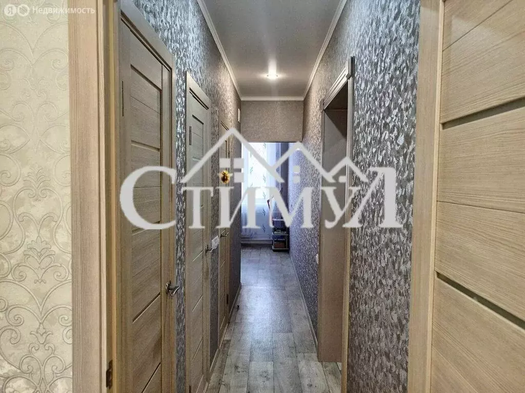 Квартира-студия: Сорск, улица Кирова, 7 (48.7 м) - Фото 1