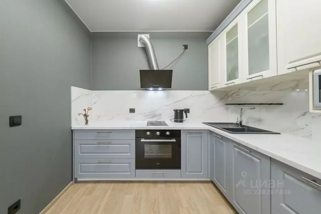 1-к кв. Свердловская область, Екатеринбург ул. Азина, 25 (44.3 м) - Фото 2