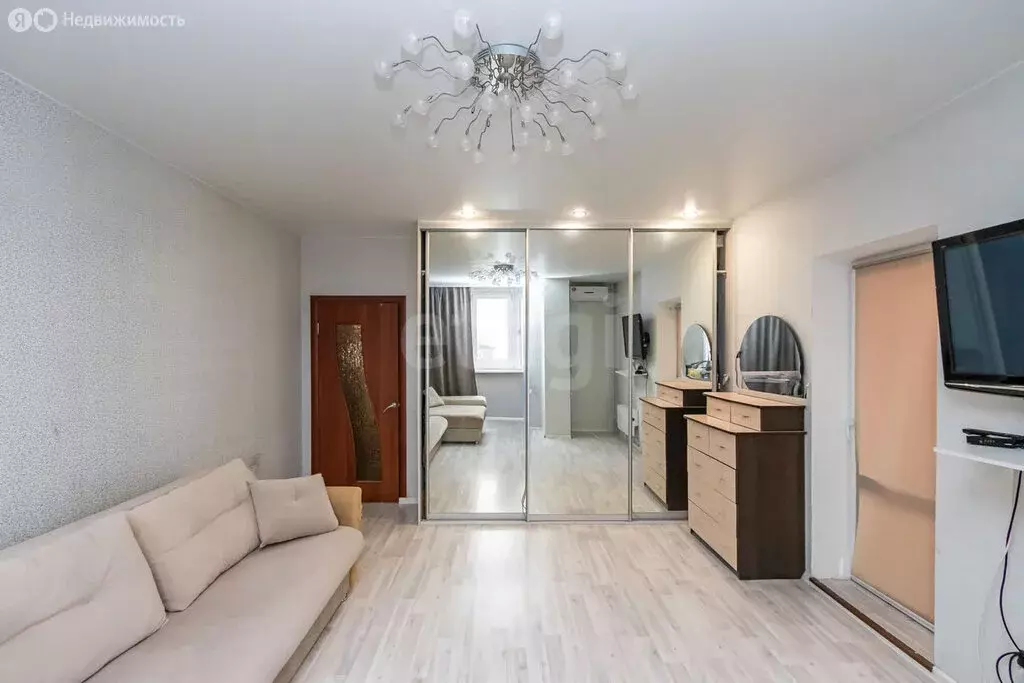 1-комнатная квартира: Тюмень, улица Самарцева, 8 (50.6 м) - Фото 2