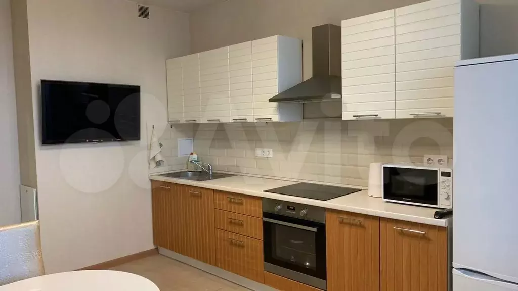 2-к. квартира, 65,5 м, 14/17 эт. - Фото 1