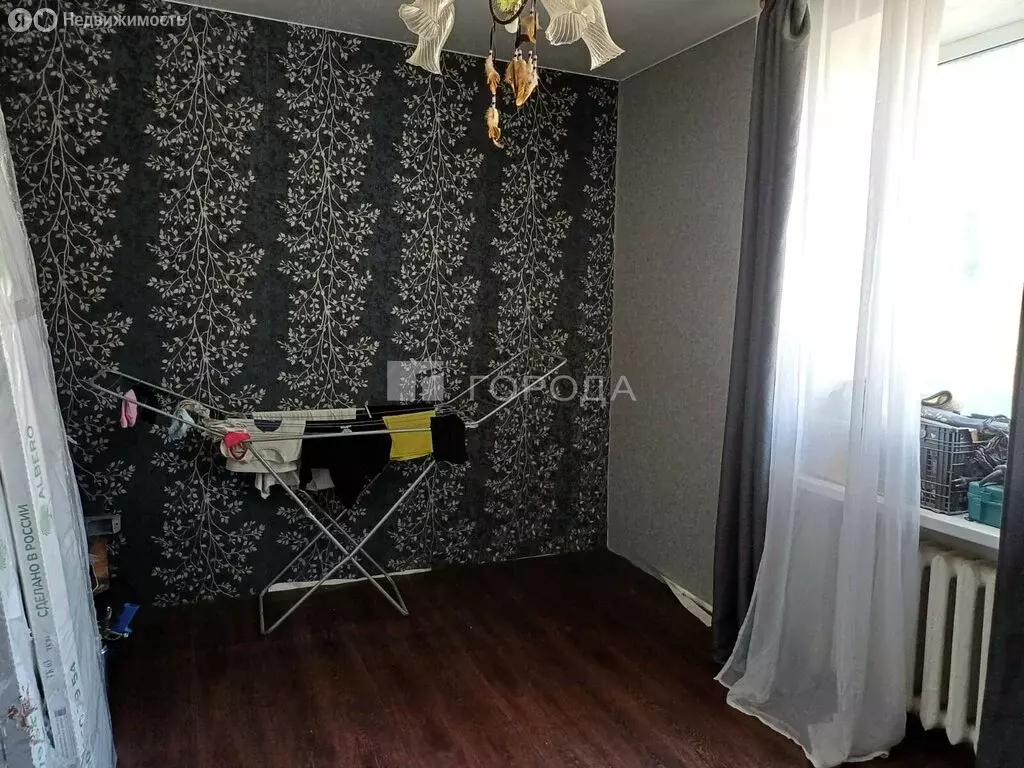 3-комнатная квартира: Новосибирск, улица Халтурина, 8 (61.5 м) - Фото 1