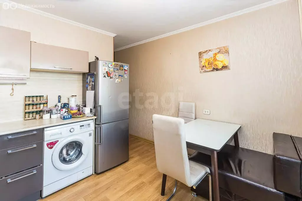 2-комнатная квартира: Благовещенск, улица Строителей, 68 (56.7 м) - Фото 2