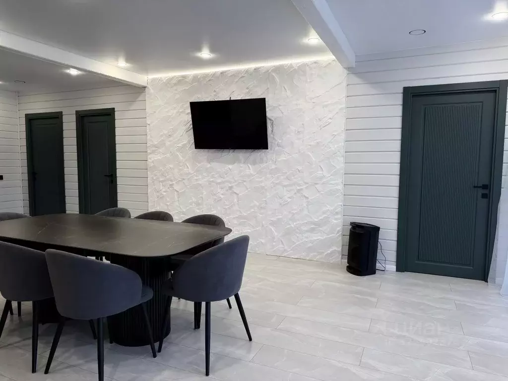 Дом в Ленинградская область, Кировский район, Мгинское городское ... - Фото 1