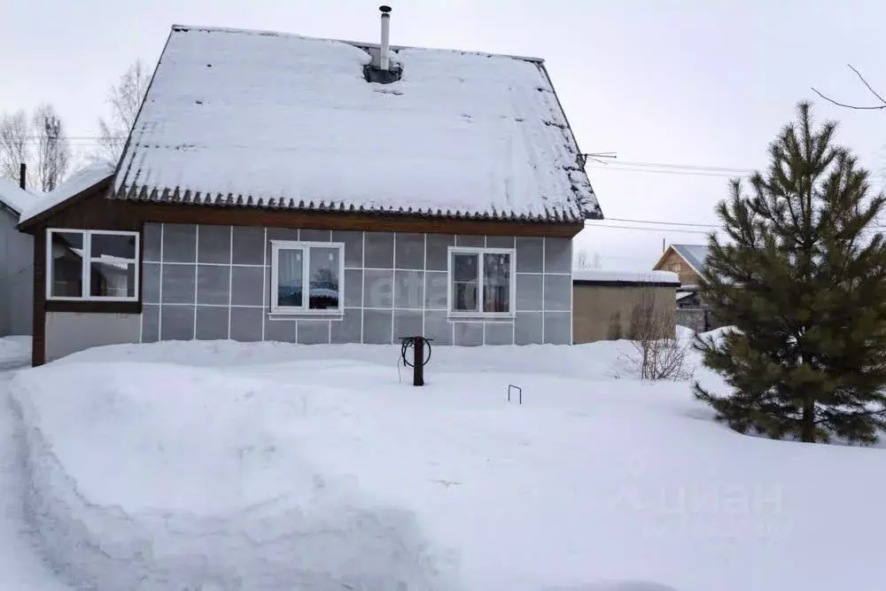 Дом в Кемеровская область, Новокузнецкий муниципальный округ, с. ... - Фото 1