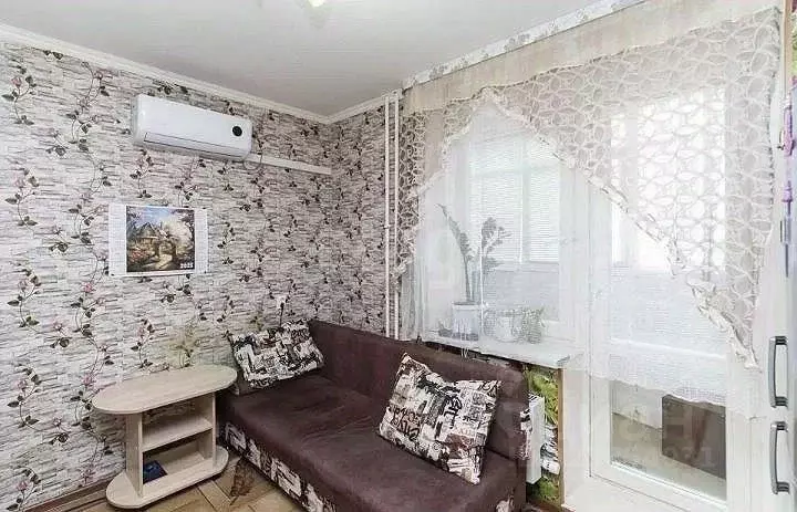 1-к кв. Тюменская область, Тюмень ул. Павла Шарова, 3 (42.1 м) - Фото 2