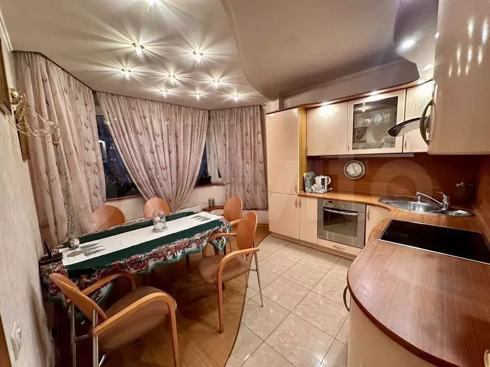 2-к. квартира, 65 м, 6/17 эт. - Фото 1
