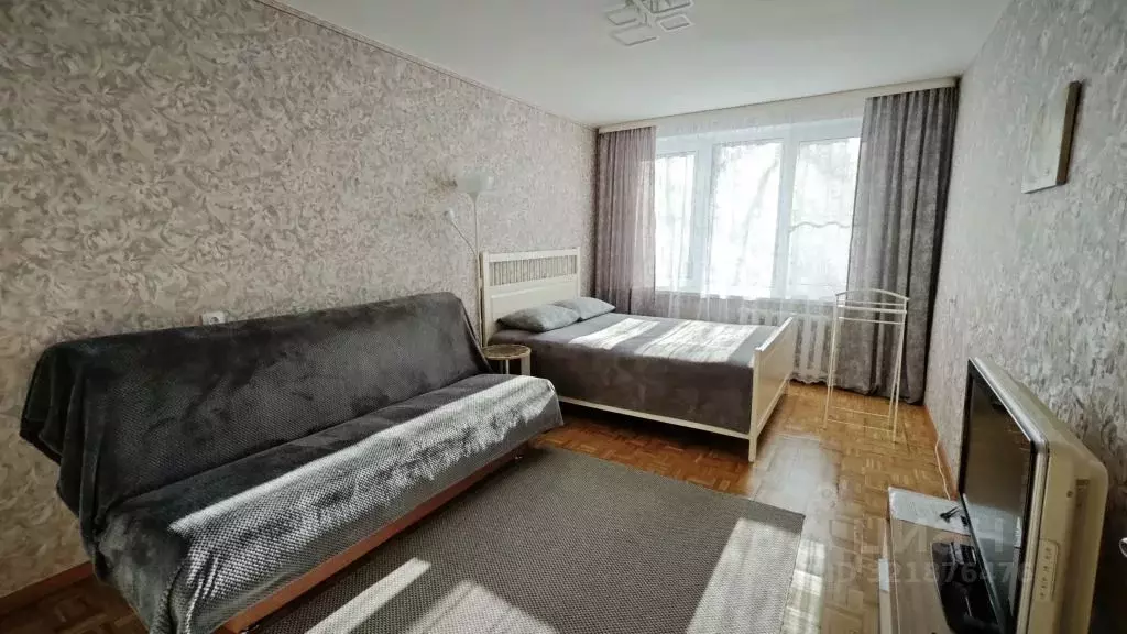 2-к кв. Ленинградская область, Тихвин 4-й мкр, 37 (45.0 м) - Фото 1