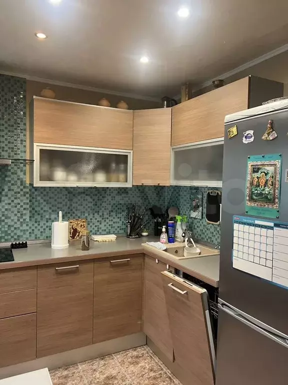 3-к. квартира, 60 м, 1/9 эт. - Фото 0
