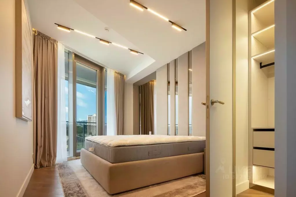 2-к кв. Краснодарский край, Сочи Курортный просп., 108 (110.0 м) - Фото 2