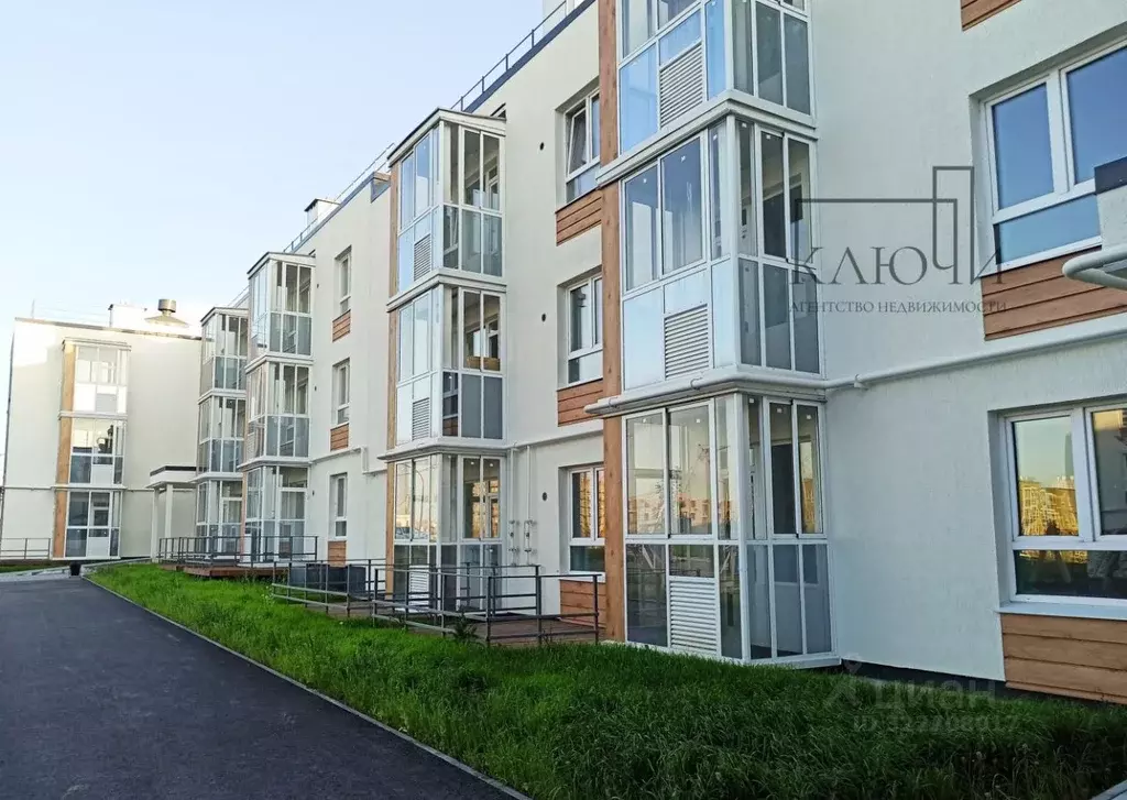 2-к кв. Челябинская область, Магнитогорск ул. Зеленый Лог, 67/2 (66.5 ... - Фото 0