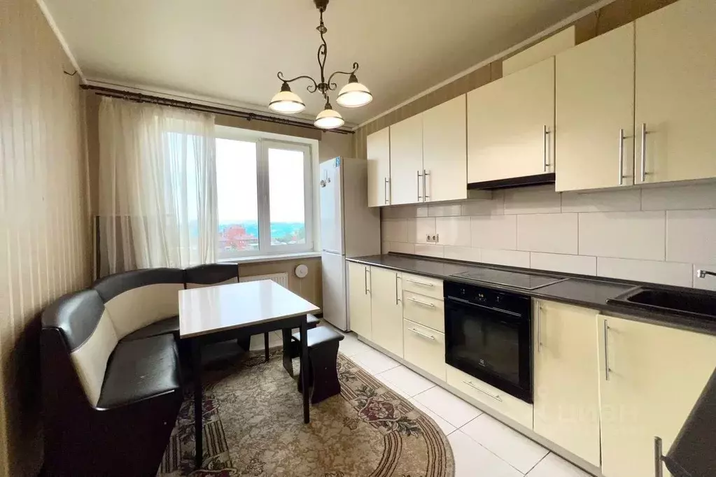 Квартира, 1 комната, 50 м - Фото 0