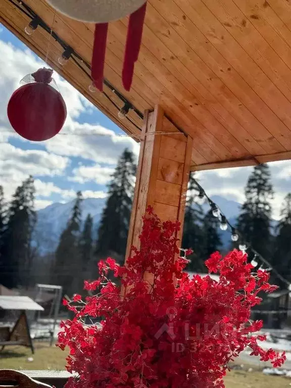 Дом в Карачаево-Черкесия, Зеленчукский район, с. Архыз  (45 м) - Фото 1