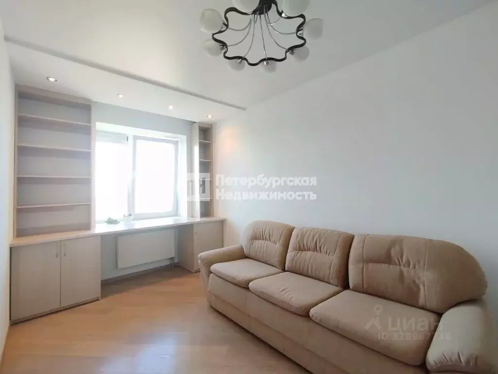 1-к кв. Санкт-Петербург ул. Есенина, 1к1 (36.1 м) - Фото 1