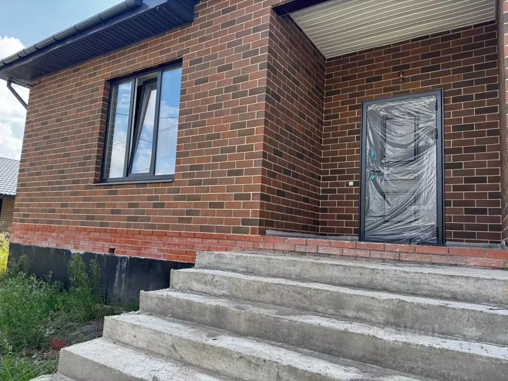 Дом в Татарстан, Высокогорский район, Семиозерское с/пос, Совушки кп  ... - Фото 1