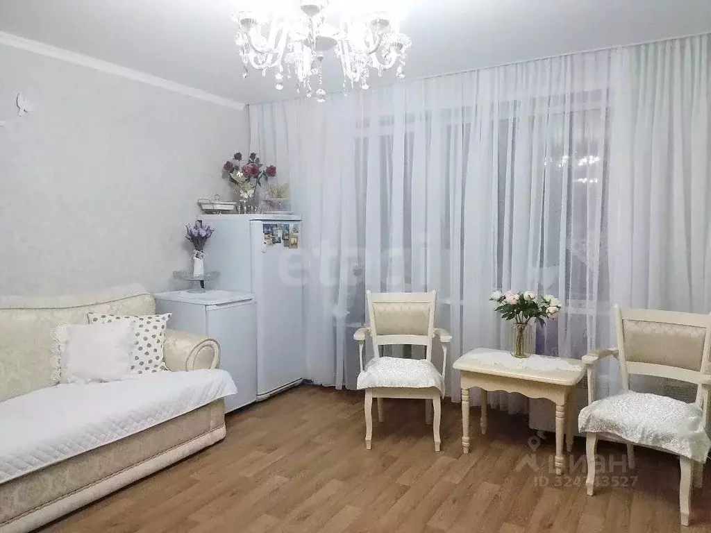 3-к кв. Самарская область, Самара Гвардейская ул., 14 (66.4 м) - Фото 1