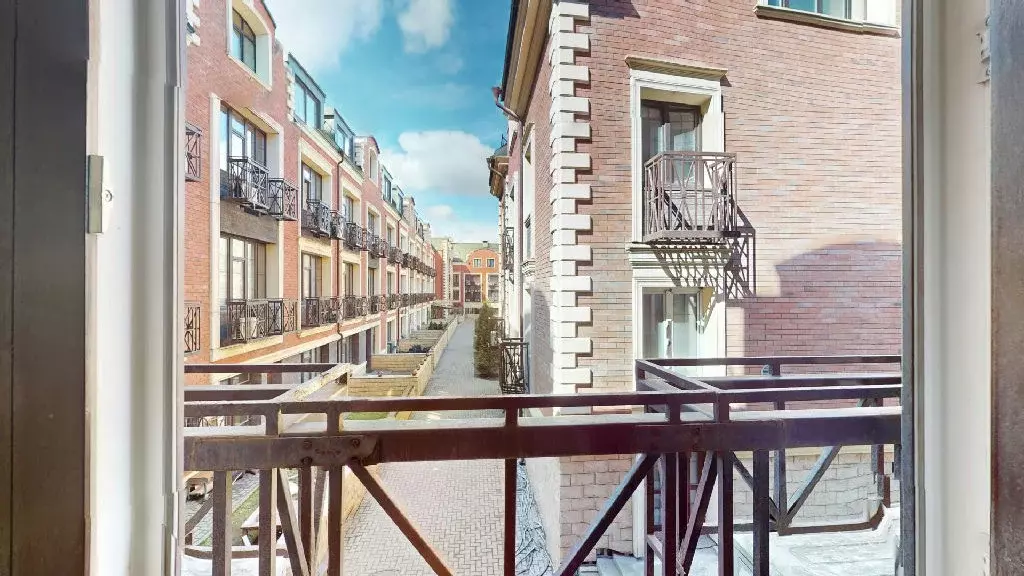 Продается 2-комнатная квартира - Фото 1