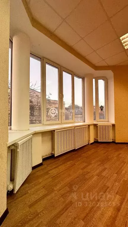 Офис в Саратовская область, Саратов ул. Большая Казачья, 23/27 (31 м) - Фото 0