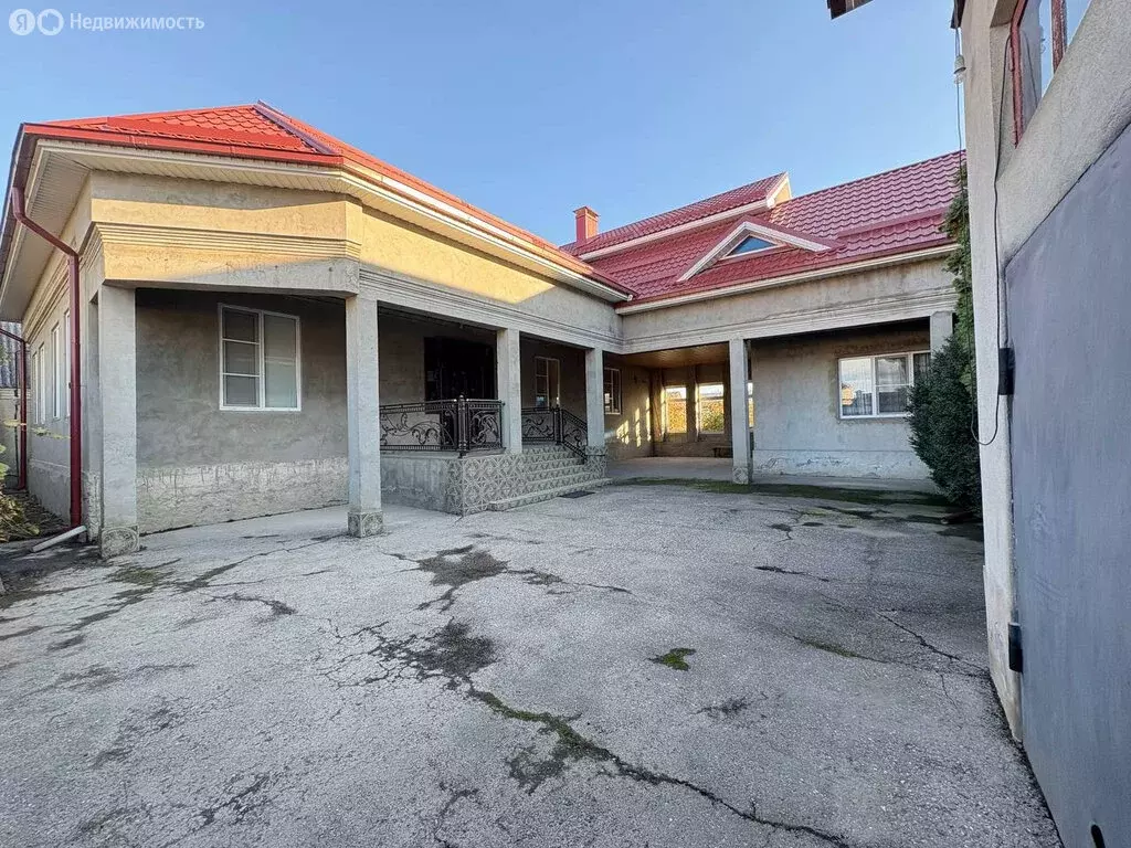 Дом в Баксан, улица Титова, 50 (182 м) - Фото 1