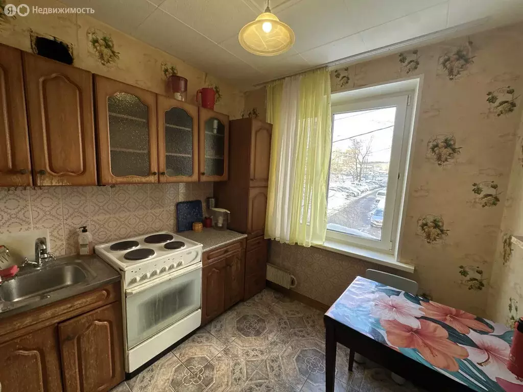 3-комнатная квартира: Москва, Голубинская улица, 3к1 (50 м) - Фото 1