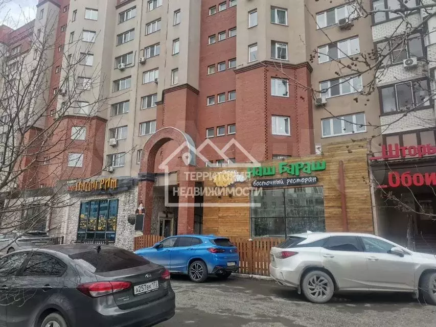 Торговая площадь-общепит, 1 линия, 240.5 м, 50 Лет Октября 24к1 - Фото 1