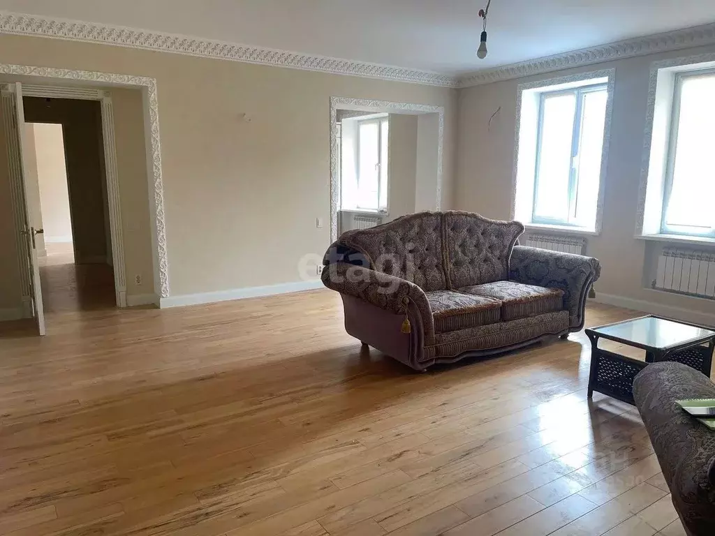 3-к кв. Северная Осетия, Владикавказ ул. С. Мамсурова, 1к1 (157.0 м) - Фото 1