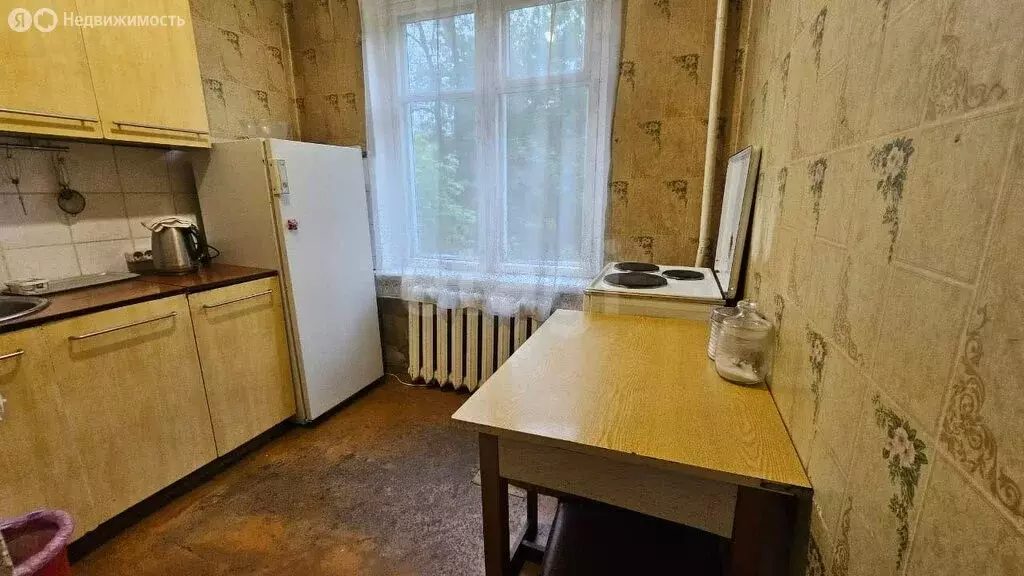 3-комнатная квартира: Новокузнецк, улица Кутузова, 30 (58.4 м) - Фото 1