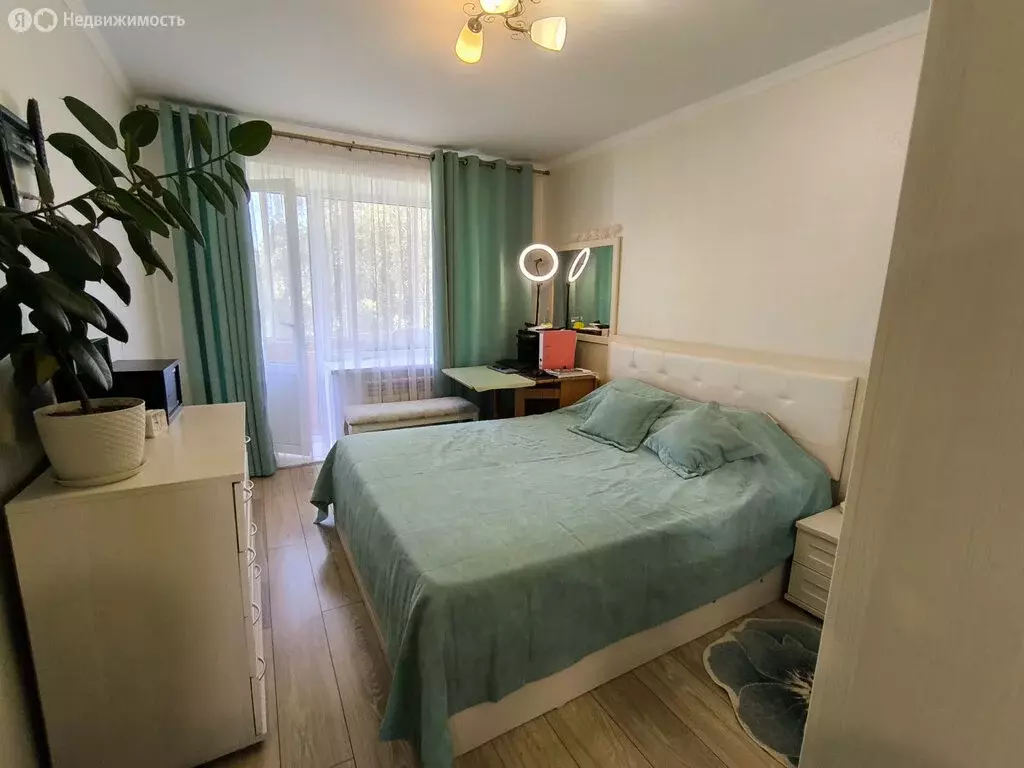 3-комнатная квартира: Елабуга, проспект Мира, 8 (58.4 м) - Фото 1